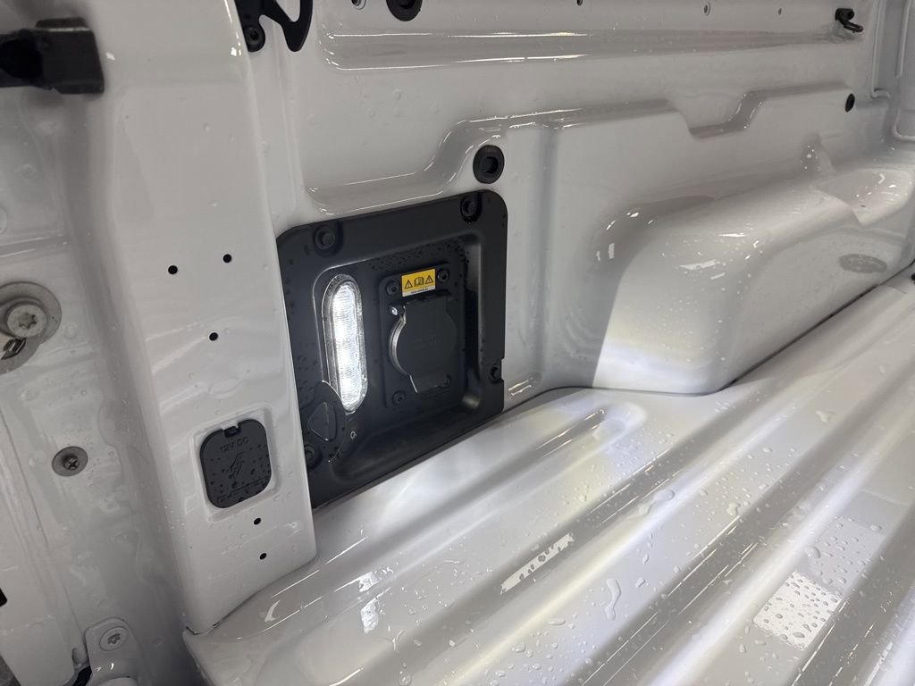 New 2025 Ford Maverick XLT w/ XLT Luxury Package image 30