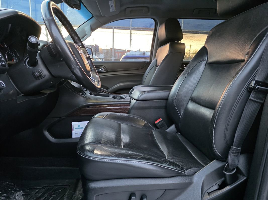 Used 2019 GMC Yukon XL SLT image 5