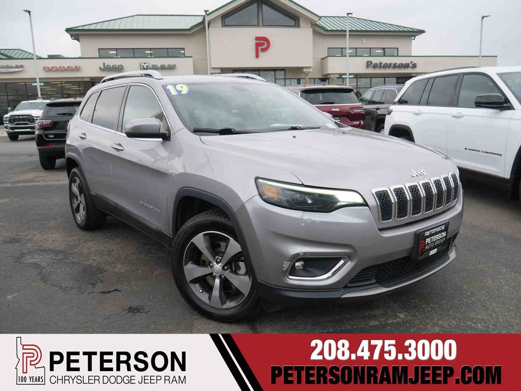 Used 2019 Jeep Cherokee Limited image 1