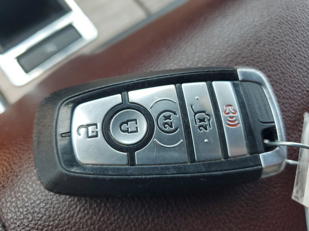 Used 2024 Ford Expedition Limited RWD image 34