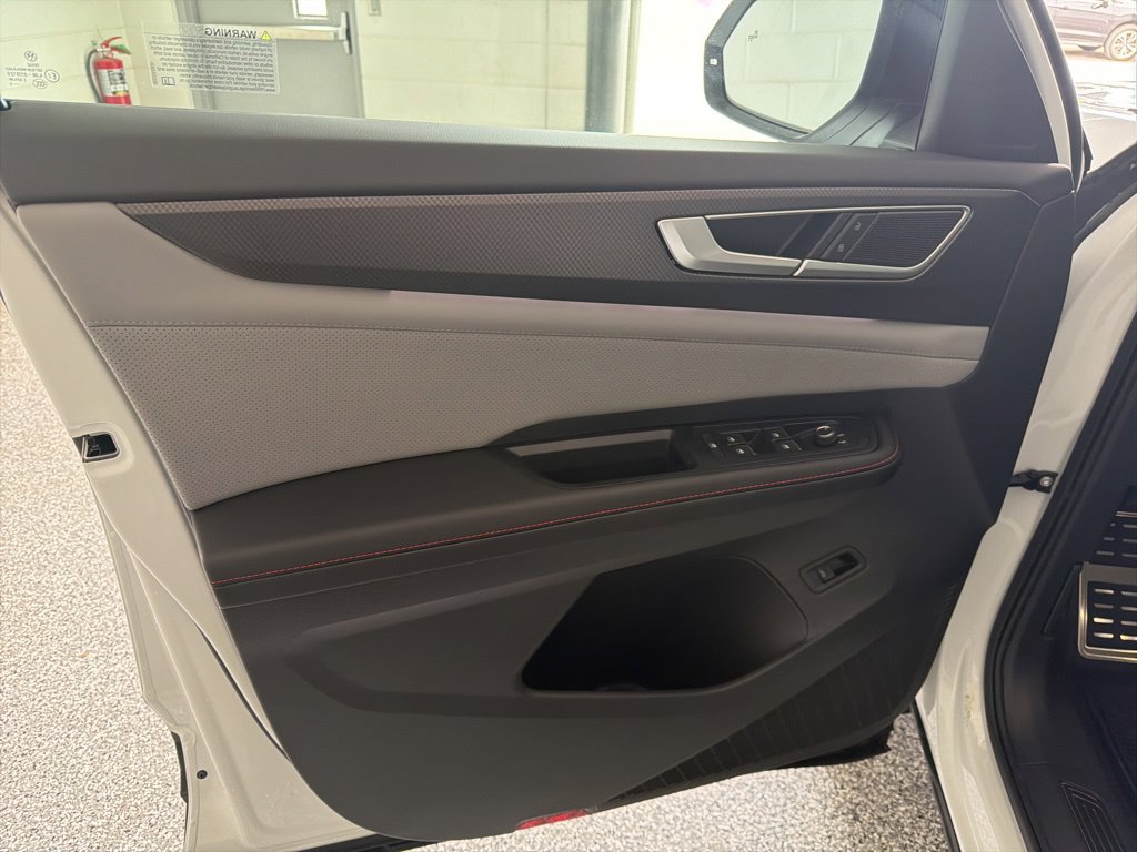 New 2026 Volkswagen Atlas Peak Edition AWD/4WD image 10
