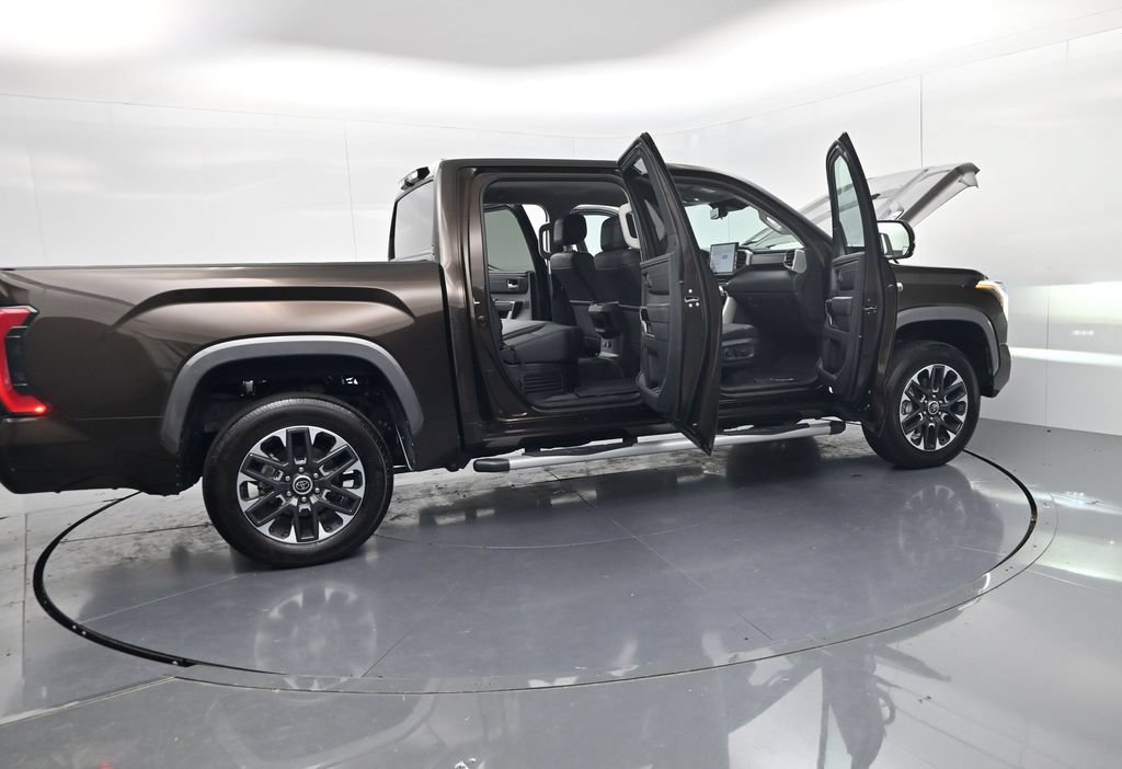 Used 2024 Toyota Tundra Limited AWD/4WD image 70