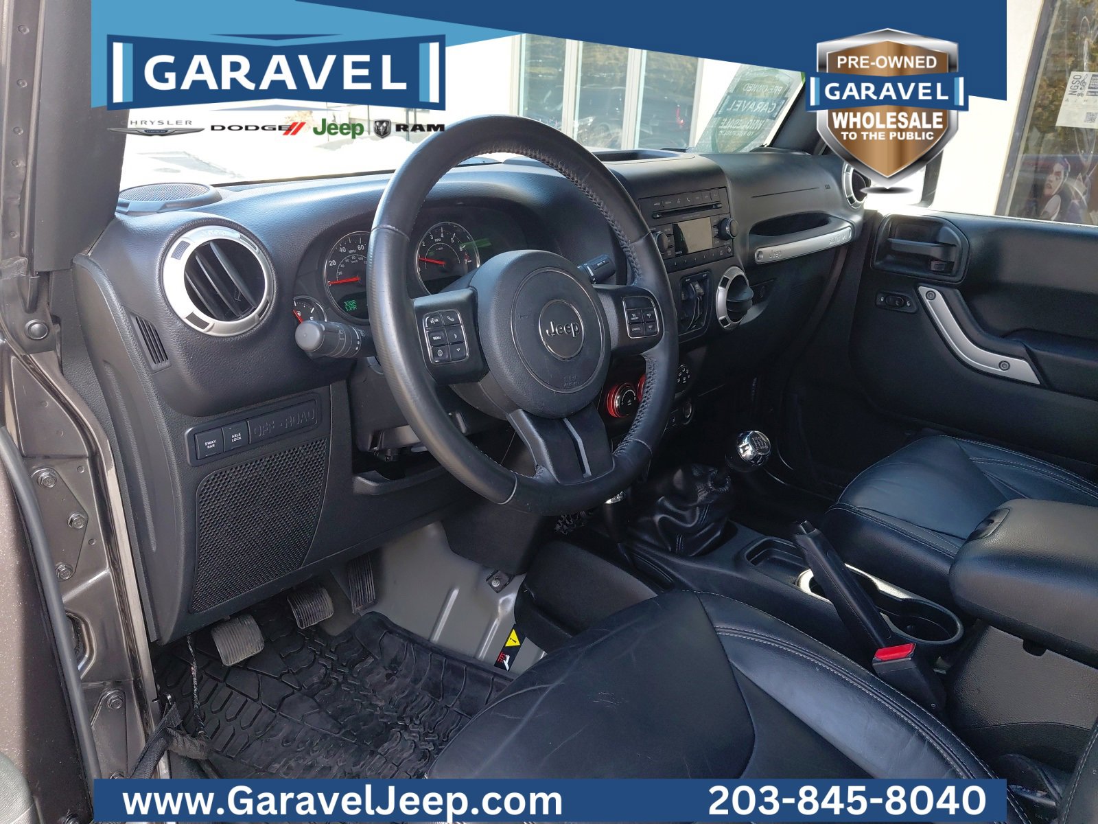 Used 2017 Jeep Wrangler Unlimited Rubicon w/ Cold Weather Group image 19