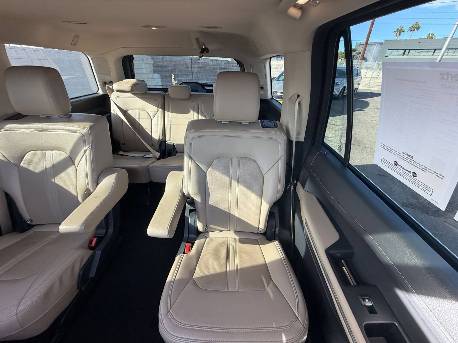 Used 2024 Ford Expedition Limited AWD/4WD image 40