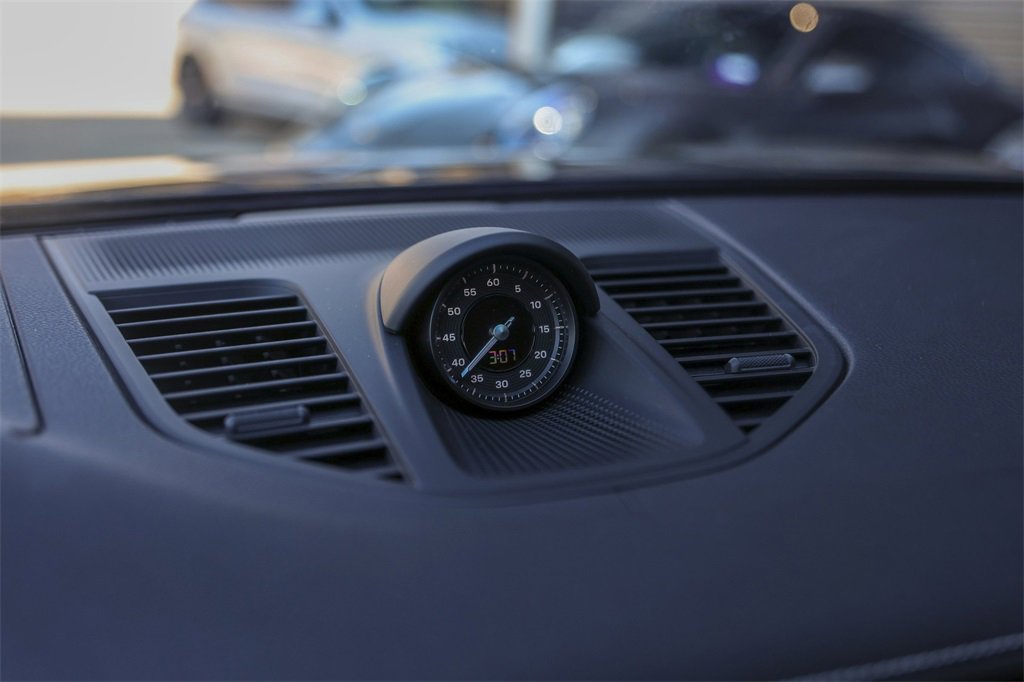 Certified 2025 Porsche Panamera GTS image 26