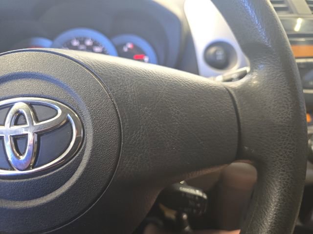 Used 2007 Toyota RAV4 4WD w/ 3rd Row image 21