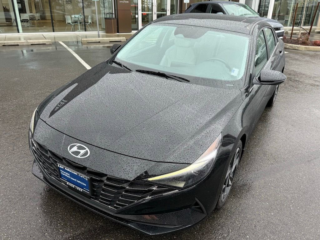 Used 2023 Hyundai Elantra Limited w/ Winter Weather Package image 7