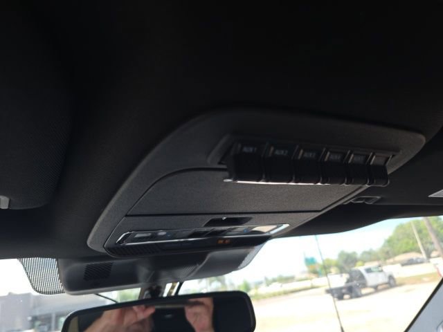 Certified 2025 Ford F250 Platinum image 22