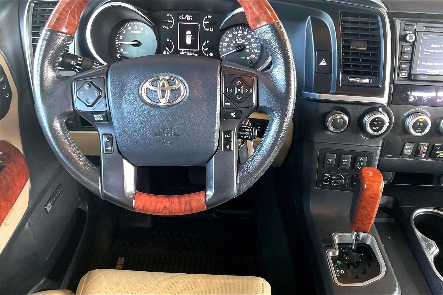 Used 2019 Toyota Sequoia Platinum AWD/4WD image 8