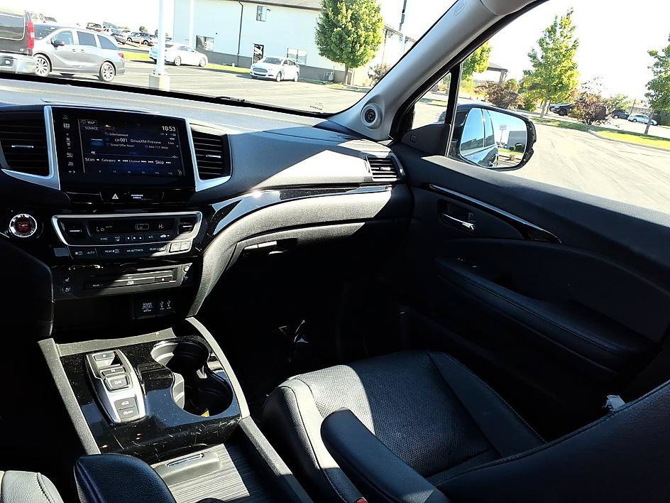 Used 2016 Honda Pilot Elite image 26