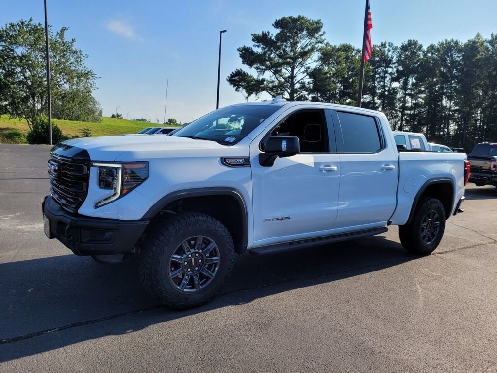 Used 2024 GMC Sierra 1500 AT4X AWD/4WD image 4