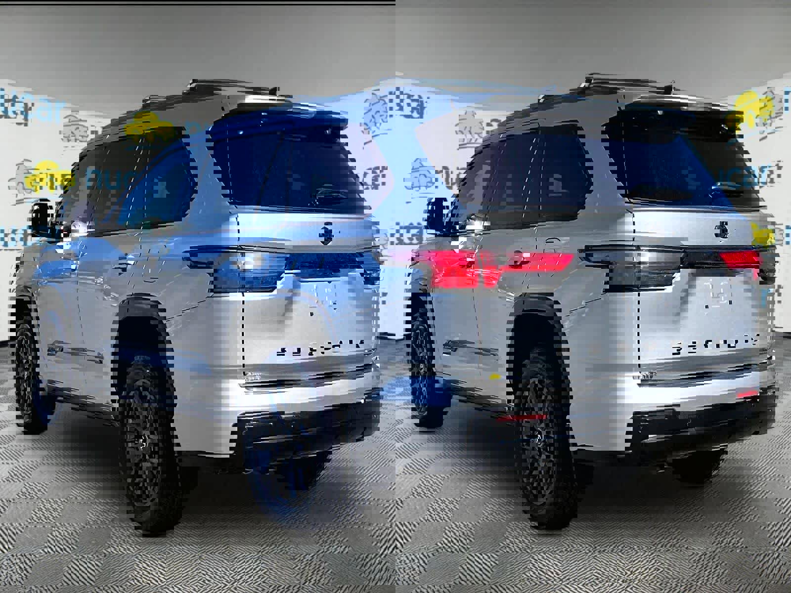 Used 2025 Toyota Sequoia Platinum image 4