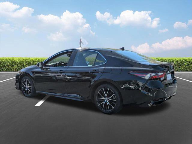Certified 2023 Toyota Camry SE image 6