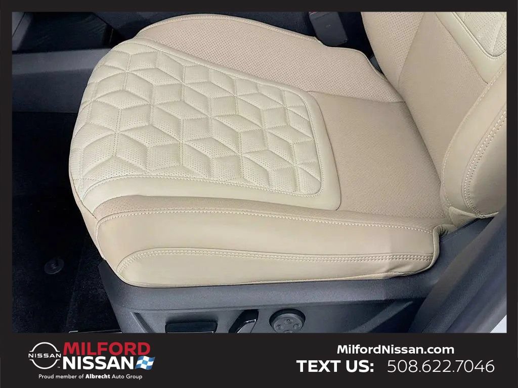 Used 2026 Nissan Armada Platinum AWD/4WD image 21