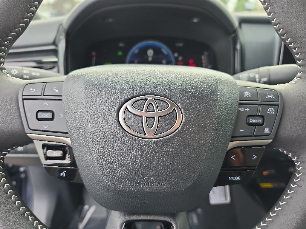 New 2026 Toyota Camry SE FWD image 25