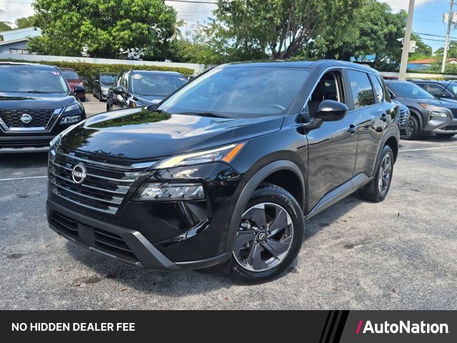 Used 2024 Nissan Rogue SV FWD image 1