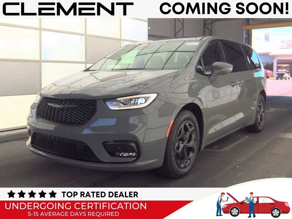 Used 2022 Chrysler Pacifica Limited w/ Uconnect Theater Family Group FWD image 1