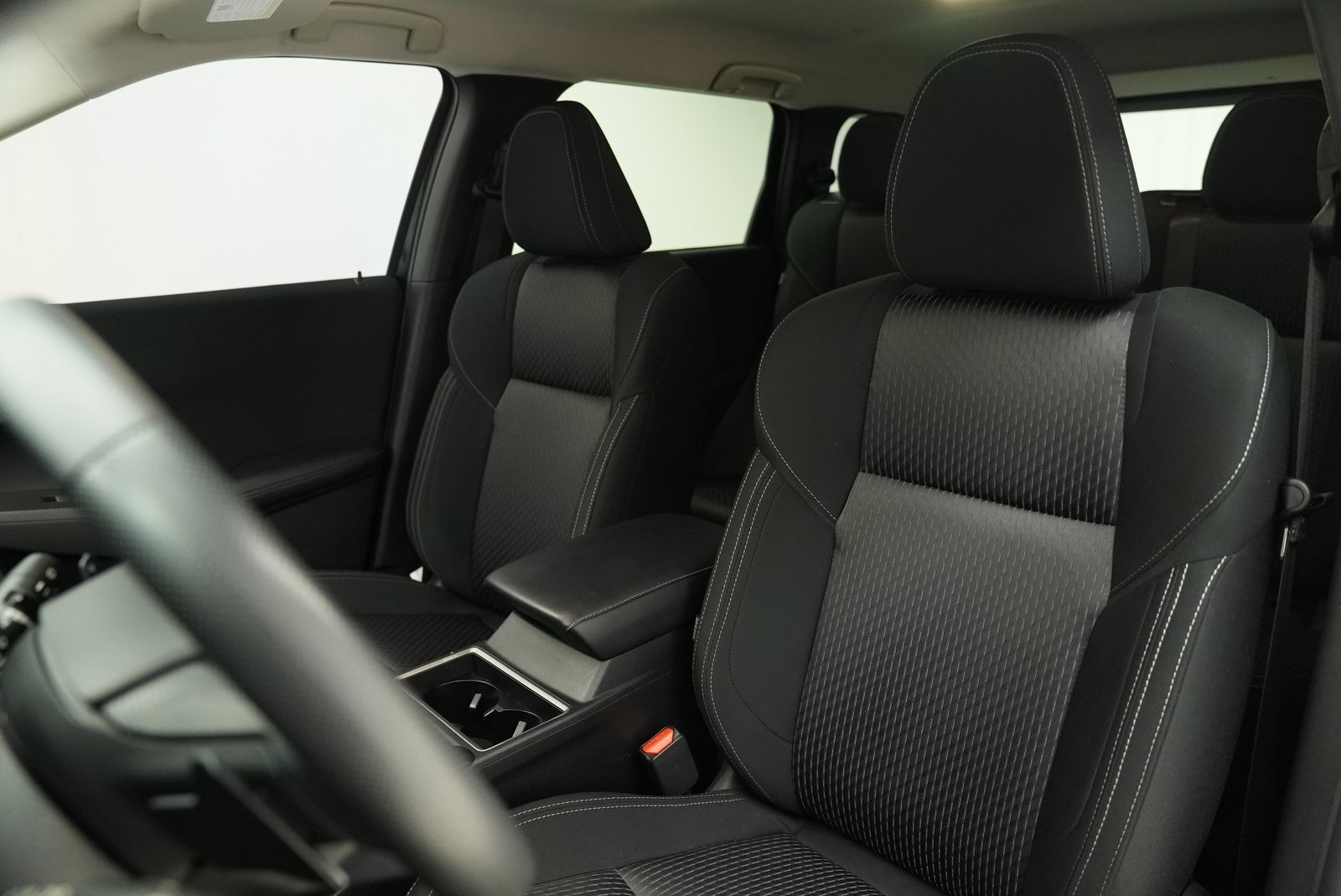 Used 2025 Mitsubishi Outlander ES image 20