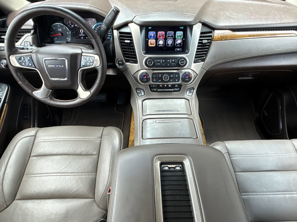 Used 2017 GMC Yukon XL Denali w/ Open Road Package AWD/4WD image 12