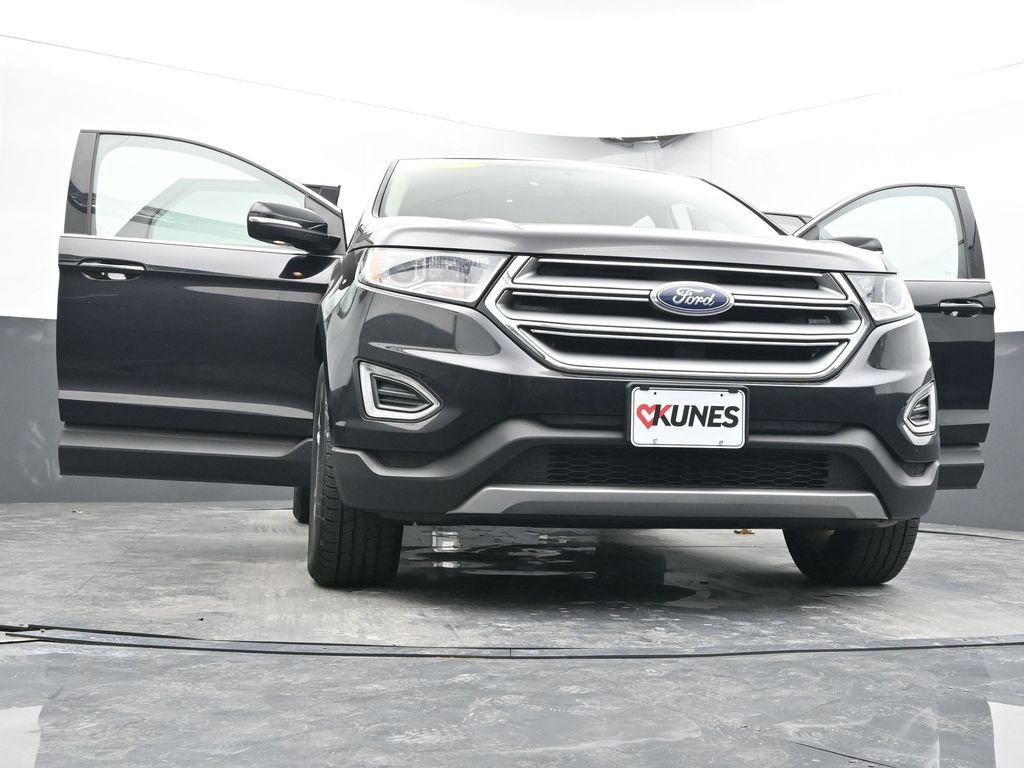 Used 2017 Ford Edge SEL w/ Equipment Group 201A image 70