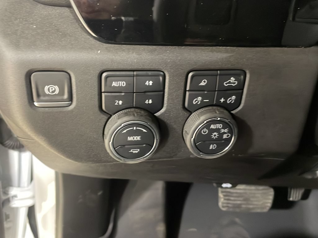 Used 2024 Chevrolet Silverado 2500 LTZ w/ LTZ Plus Package AWD/4WD image 21