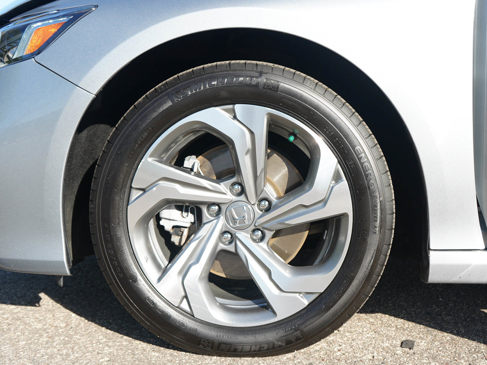 Used 2018 Honda Accord EX-L image 27