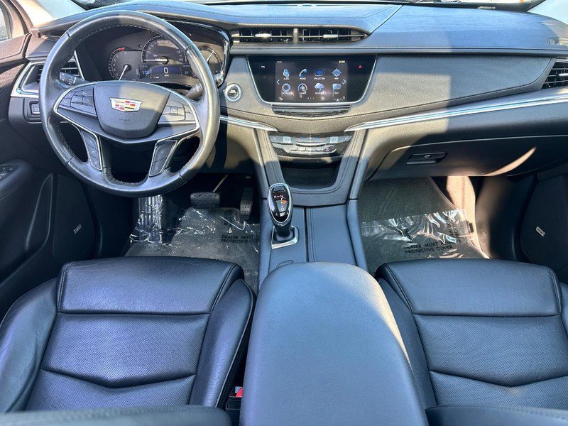 Used 2019 Cadillac XT5 Luxury w/ LPO, Radiant Package image 12