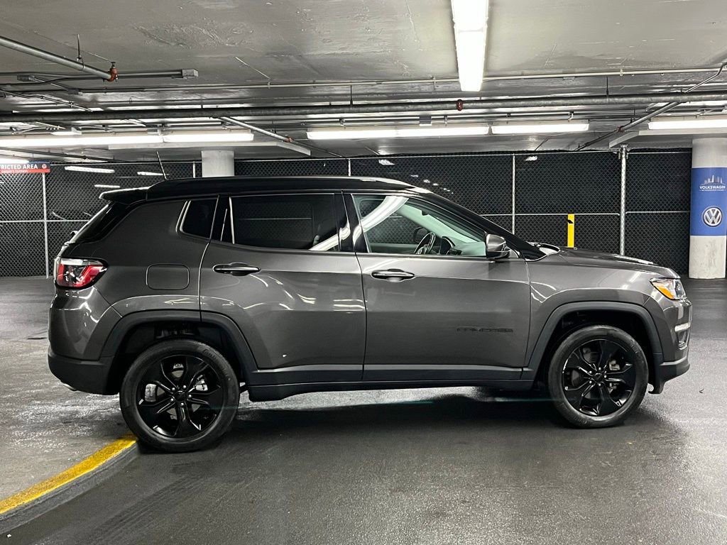 Used 2019 Jeep Compass Latitude AWD/4WD image 34