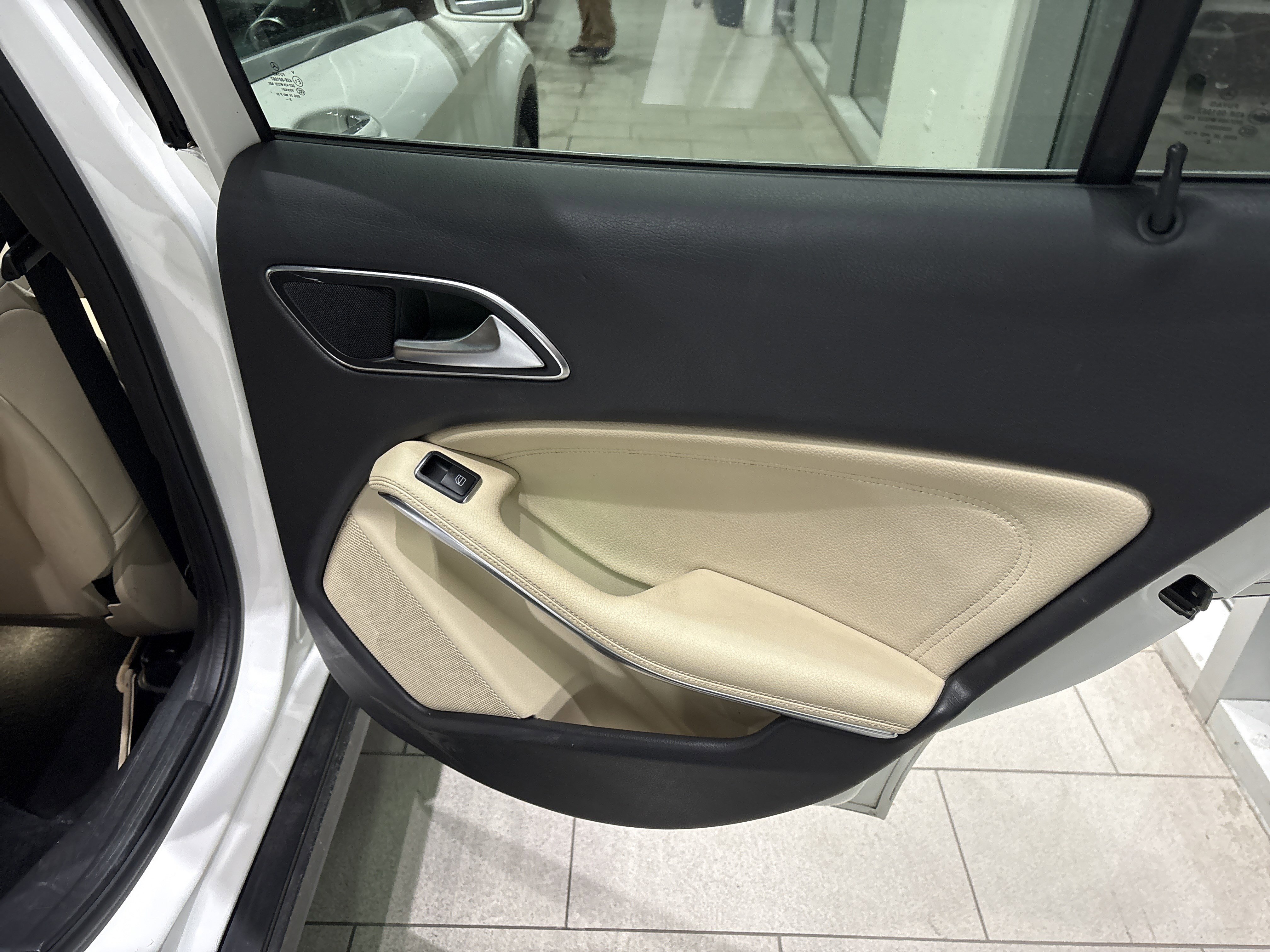 Used 2019 Mercedes-Benz GLA 250 4MATIC image 17