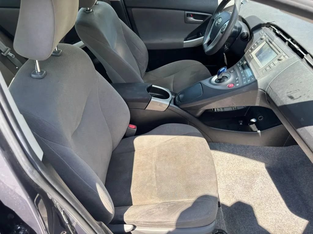 Used 2015 Toyota Prius Three w/ Solar Roof Package FWD image 16
