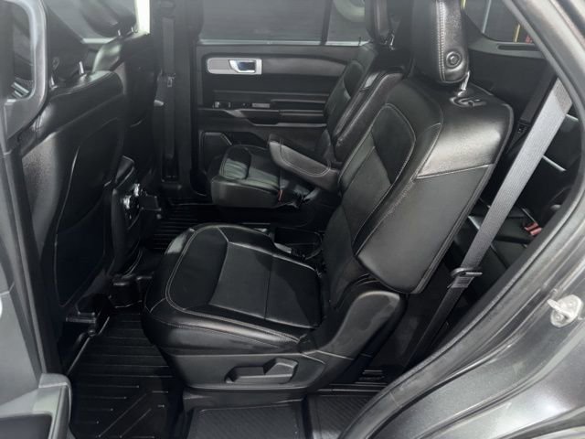 Used 2020 Ford Explorer Limited image 23