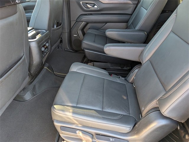 Used 2022 Chevrolet Suburban LT w/ LT Signature Plus Package image 28