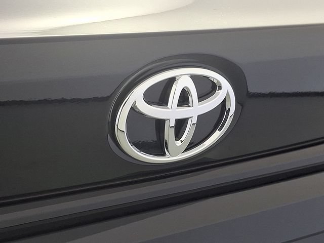 Certified 2026 Toyota Corolla LE FWD image 34