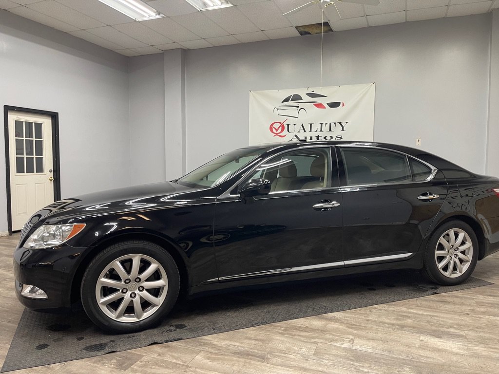 Used 2009 Lexus LS 460 L w/ Executive Class Seating Pkg RWD image 14