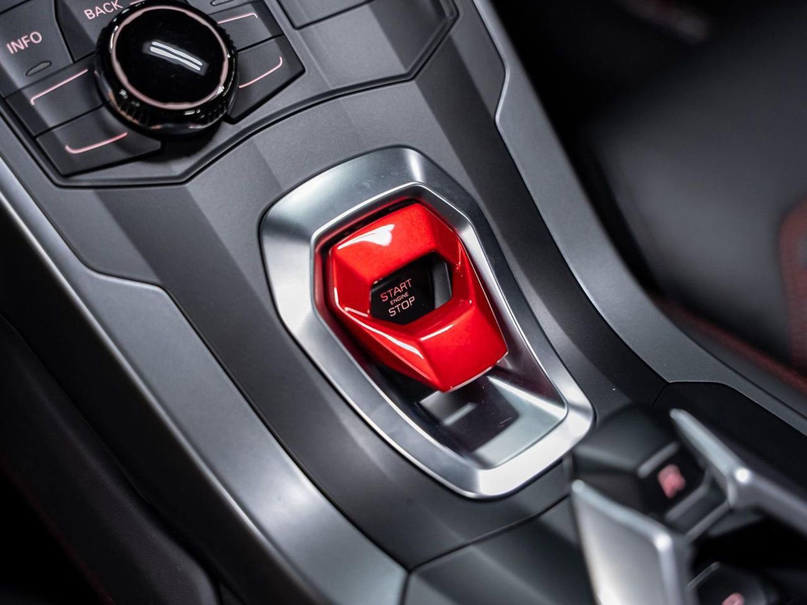 Used 2018 Lamborghini Huracan LP 580-2 image 42