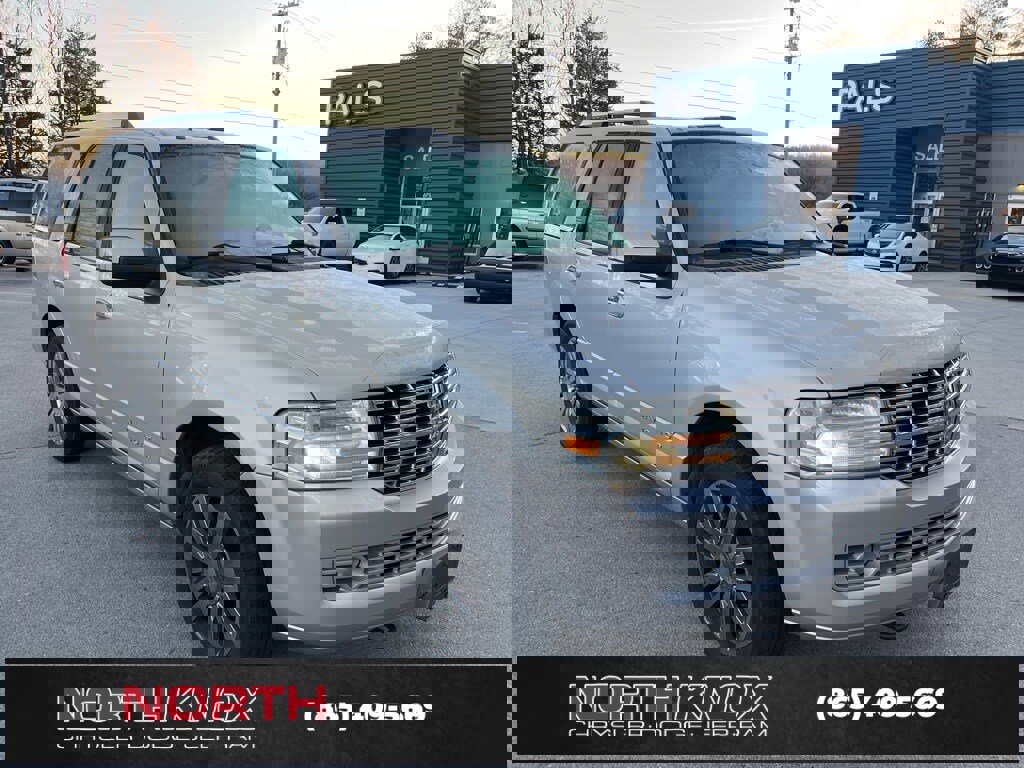 Used 2007 Lincoln Navigator 2WD image 2