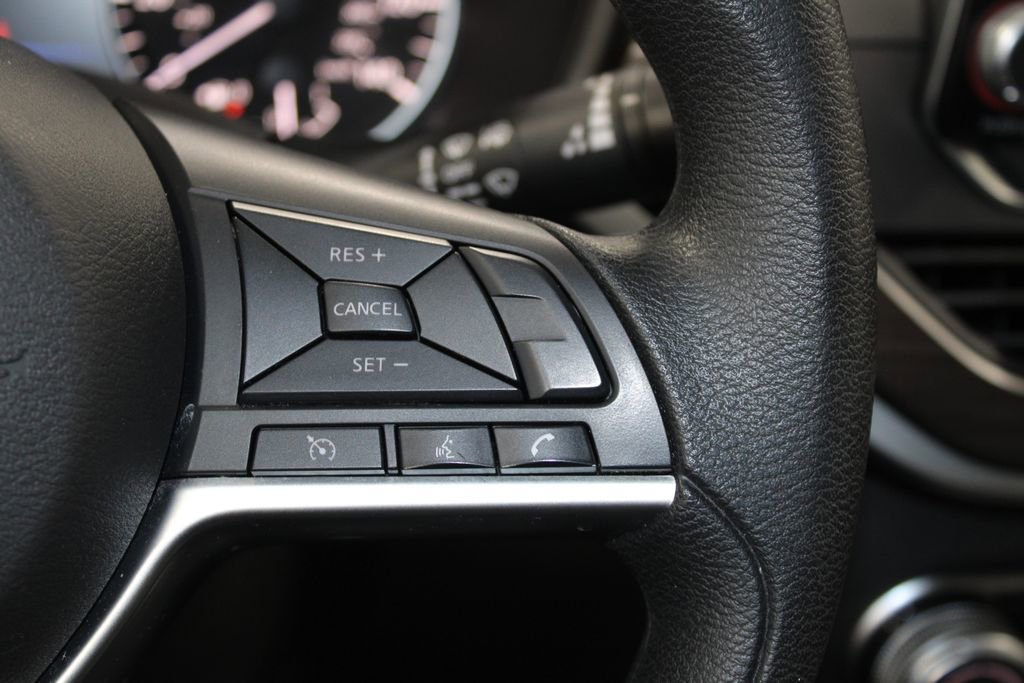 Used 2024 Nissan Altima 2.5 SV image 35