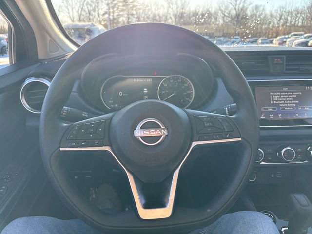 Used 2025 Nissan Versa SV image 23