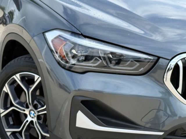 Used 2022 BMW X1 sDrive28i w/ Premium Package FWD image 3
