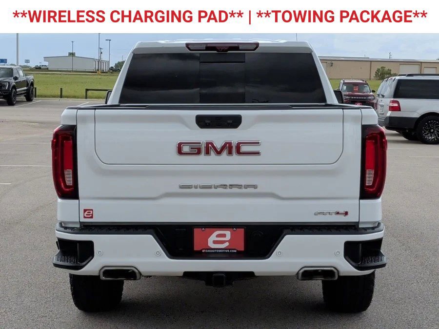 Used 2024 GMC Sierra 1500 AT4 w/ Technology Package AWD/4WD image 7