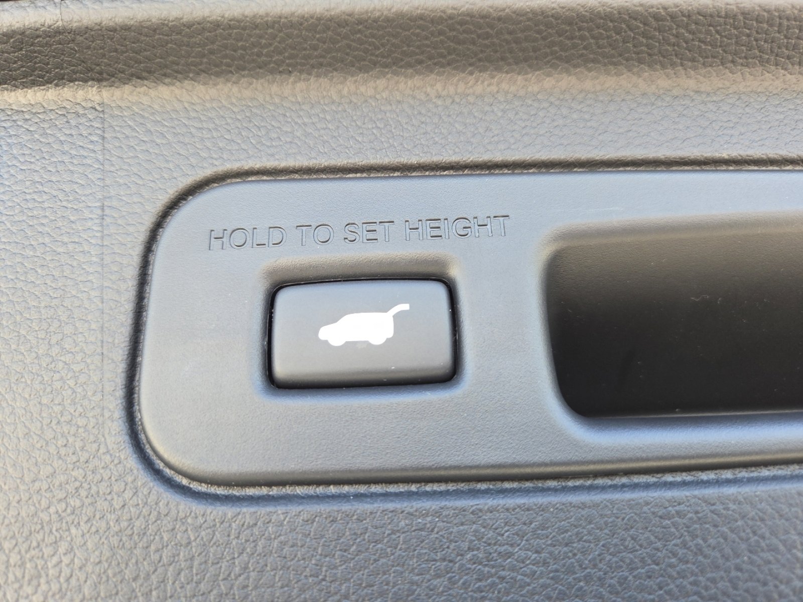 Used 2025 Honda Pilot Touring image 24
