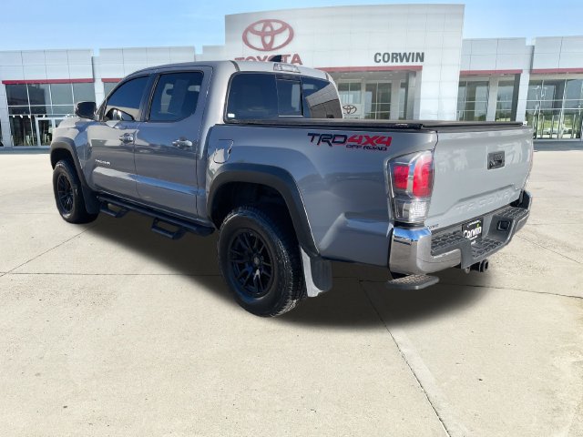 Used 2021 Toyota Tacoma TRD Off-Road AWD/4WD image 3