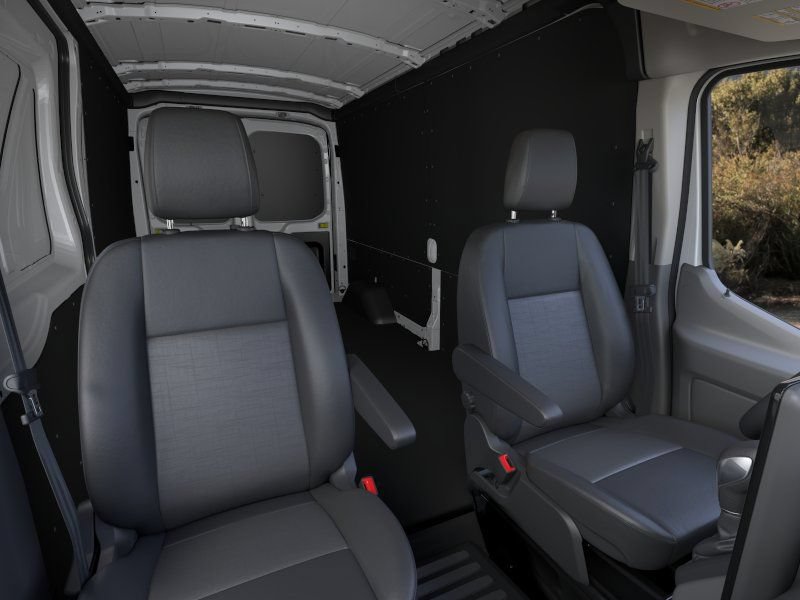 New 2026 Ford Transit 250 148 Medium Roof w/ Load Area Protection Package RWD image 12