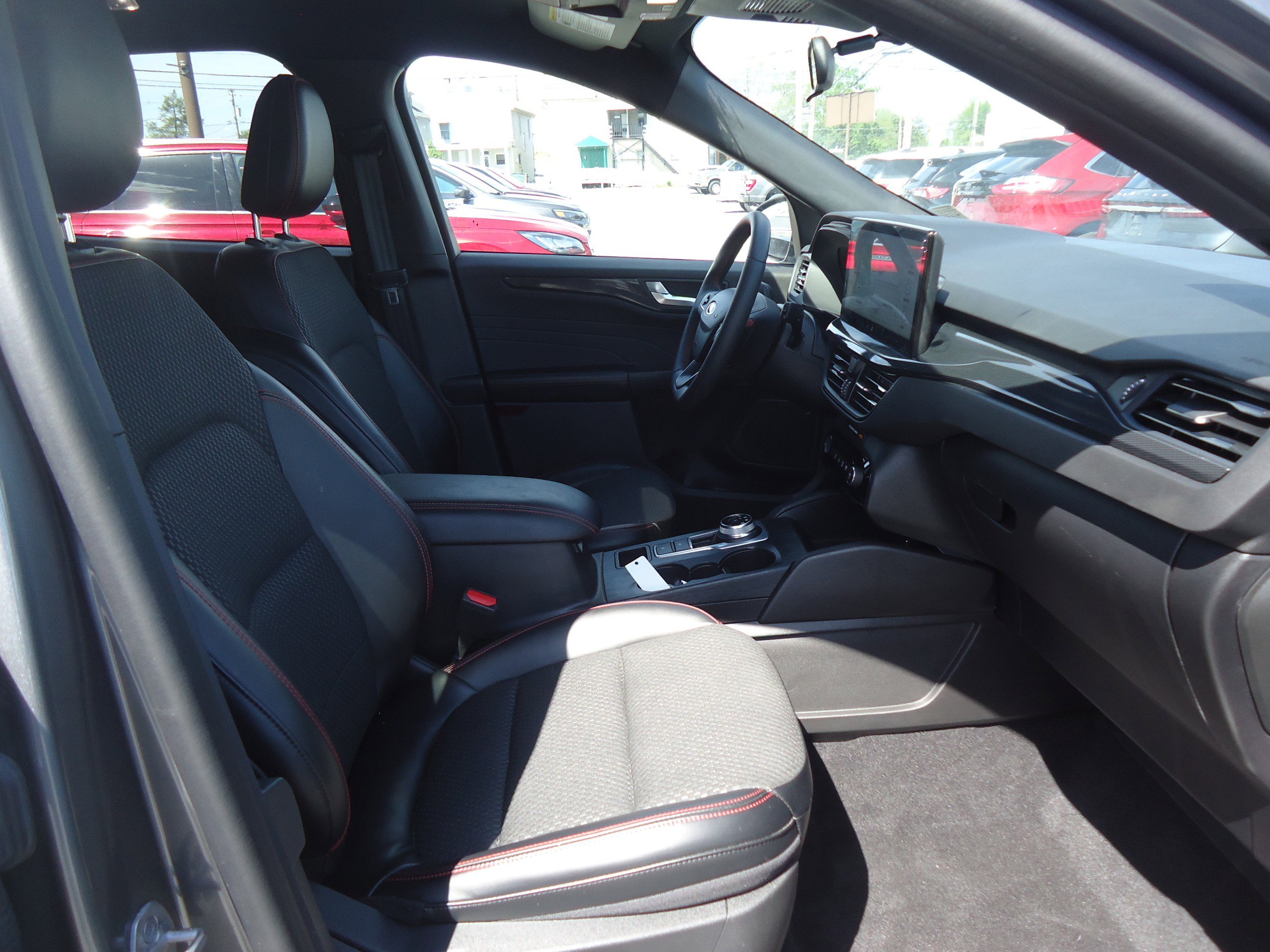 Used 2023 Ford Escape ST-Line w/ Tech Pack #1 AWD/4WD image 25