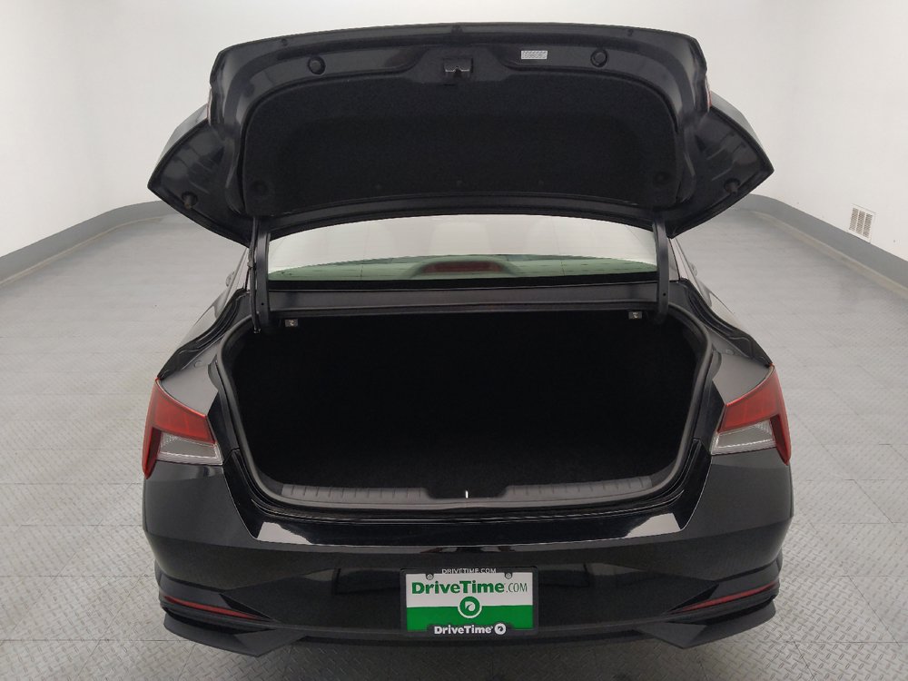 Used 2023 Hyundai Elantra SE FWD image 29