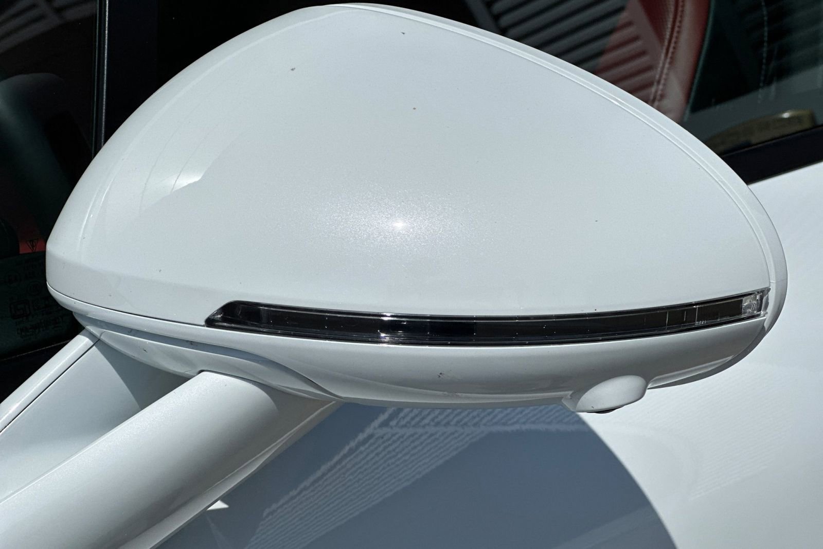 Used 2025 Porsche Macan image 40