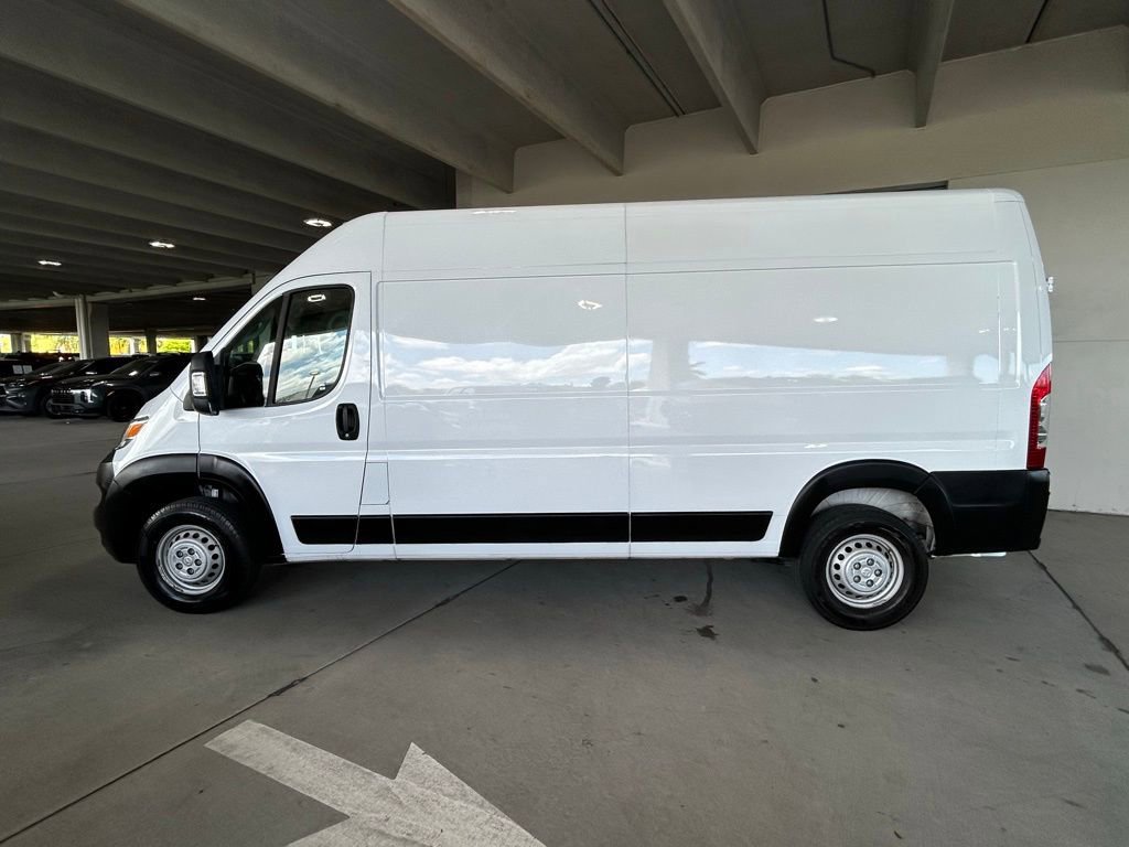 Used 2025 RAM ProMaster 2500 w/ Convenience Group video 2