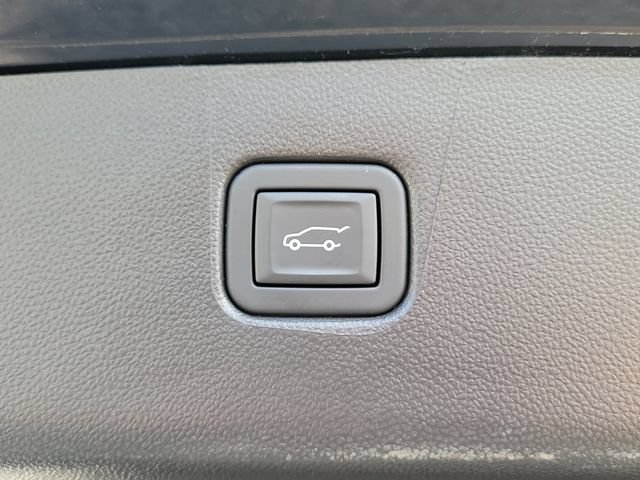 Used 2024 Chevrolet Blazer LT w/ Convenience Package FWD image 18