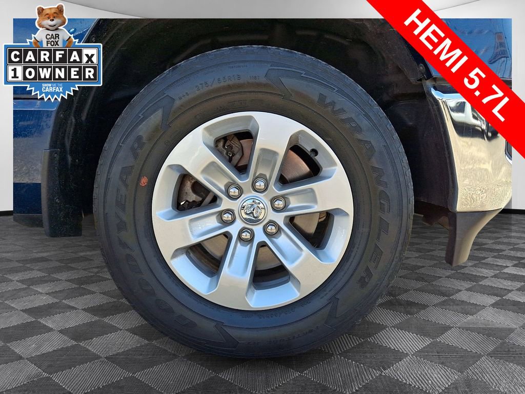 Used 2023 RAM 1500 Laramie AWD/4WD image 7