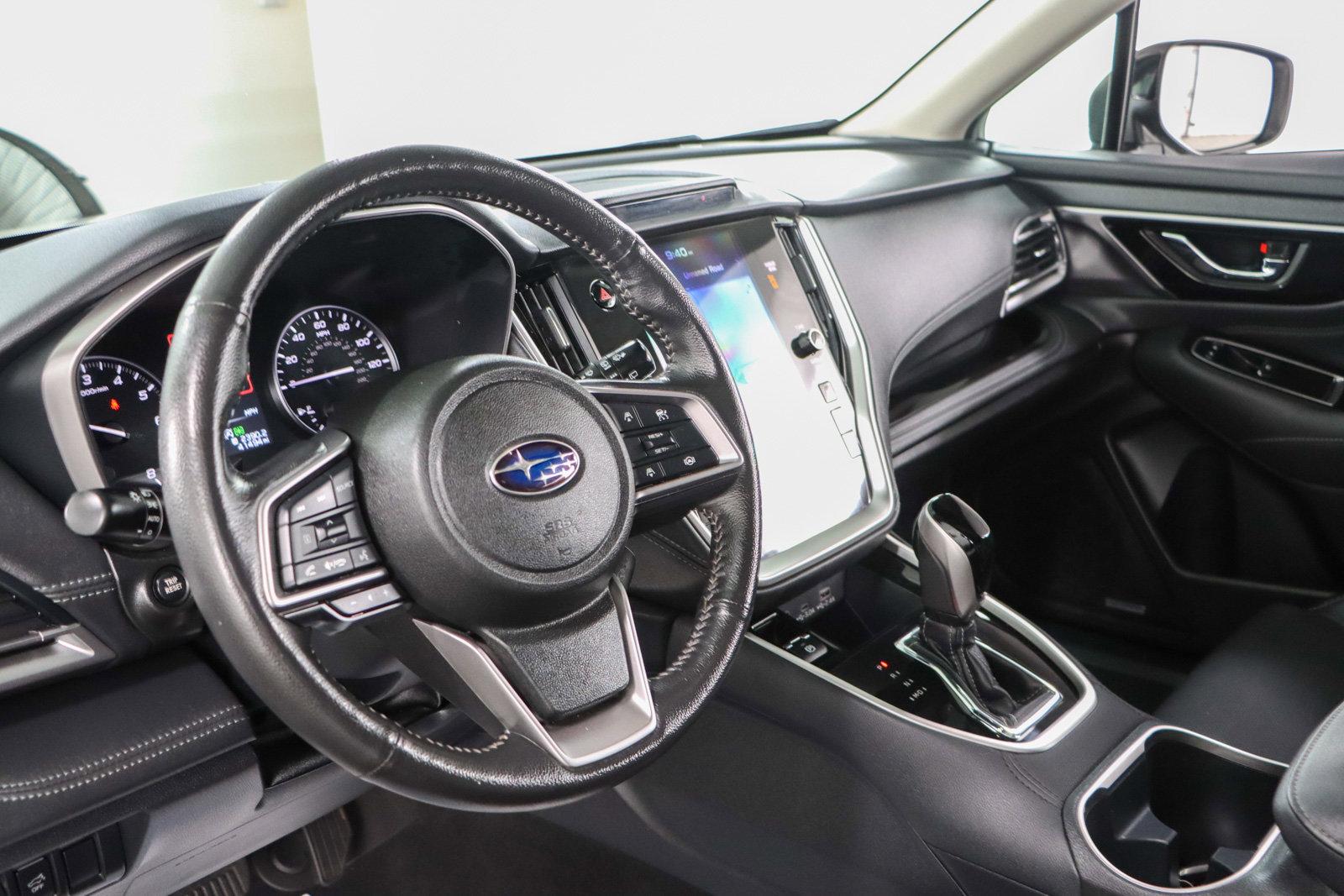 Used 2024 Subaru Outback Limited image 23